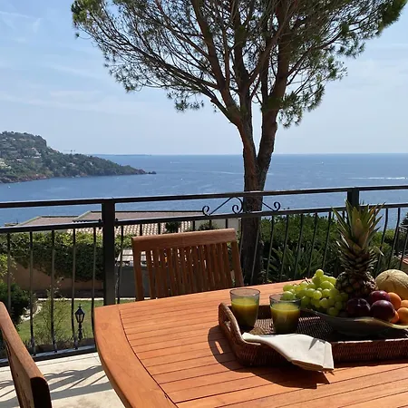Les Myrtes Villa Saint-Raphael (Var)