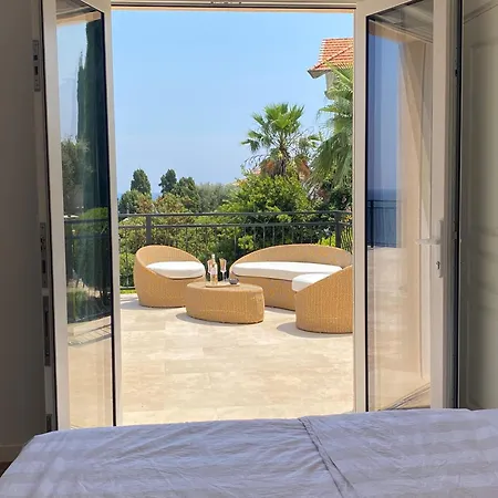 Villa Les Myrtes Saint-Raphael (Var)